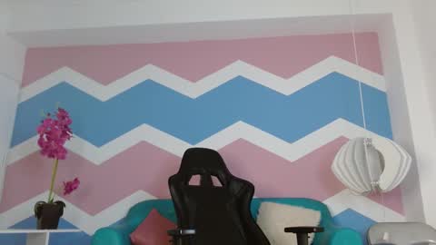 miss_honey1 online show from February 19, 3:06 am