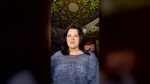 Snapshot of miss_honeypotpie chatting on January 9, 5:21 am miss_honeypotpie online show from January 9, 5:21 am