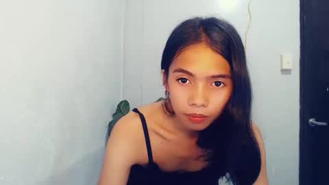 Snapshot of miss_juliex chatting on April 13, 7:14 am julie online show from April 13, 7:14 am
