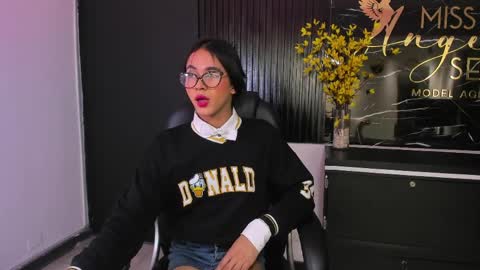 miss_khalifadoll online show from April 1, 4:13 am