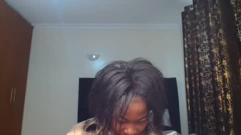 Miss Kiarrafit online show from January 15, 1:09 pm