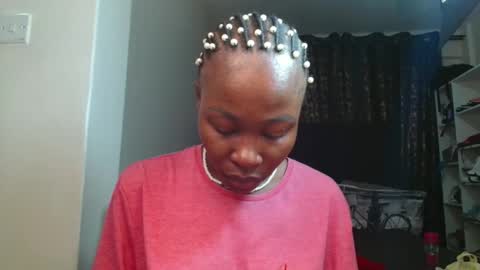 Miss Kiarrafit online show from February 17, 8:11 am