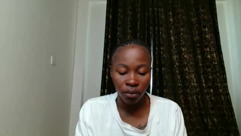 Snapshot of miss_kiarrafit chatting on May 9, 10:53 am Miss Kiarrafit online show from May 9, 10:53 am