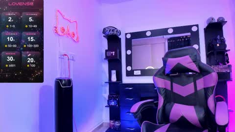 Miss Kittyn online show from November 25, 12:21 am