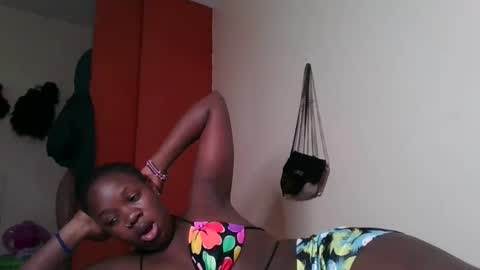 Snapshot of miss_kookie chatting on January 30, 7:39 am miss_kookie online show from January 30, 7:39 am