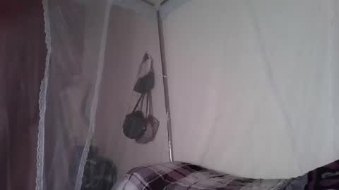 Snapshot of miss_kookie chatting on March 1, 1:29 pm miss_kookie online show from March 1, 1:29 pm