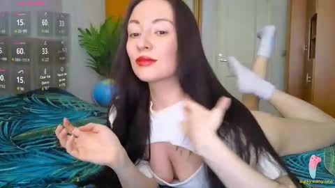 Laura online show from March 24, 9:14 am