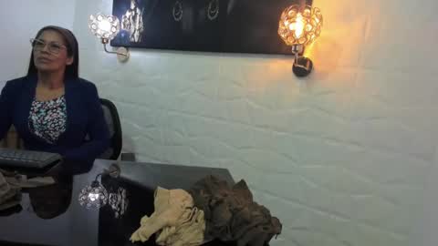 lucero online show from February 9, 5:22 pm