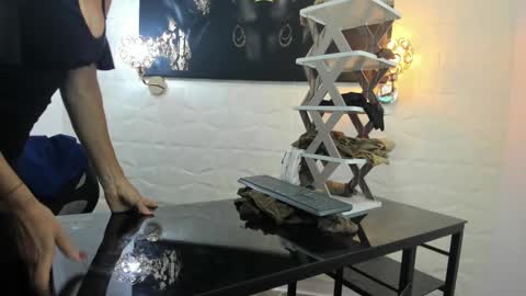 lucero online show from February 15, 11:58 pm