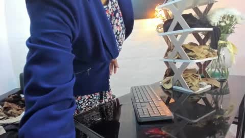 lucero online show from March 4, 1:17 pm