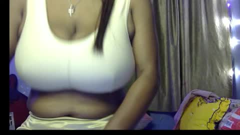 Snapshot of miss_mahi69 chatting on February 20, 6:41 pm Mahi online show from February 20, 6:41 pm