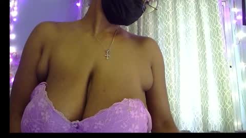 Snapshot of miss_mahi69 chatting on March 5, 5:03 am Mahi online show from March 5, 5:03 am