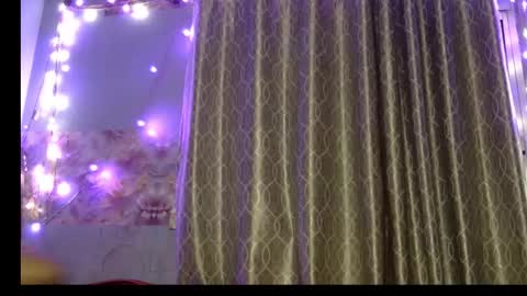 Snapshot of miss_mahi69 chatting on March 20, 7:30 pm Mahi online show from March 20, 7:30 pm