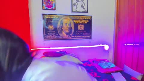 Snapshot of miss_meggaann chatting on January 18, 3:20 am MEGG online show from January 18, 3:20 am