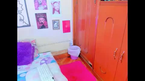 Snapshot of miss_meggaann chatting on September 14, 1:38 am MEGG online show from September 14, 1:38 am