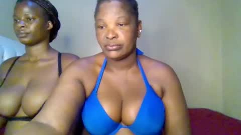 Snapshot of miss_milly1 chatting on June 29, 11:54 am MILLY online show from June 29, 11:54 am