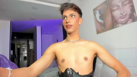 Goddess Myers  thumb up is important for me kisses  online show from May 12, 4:59 pm