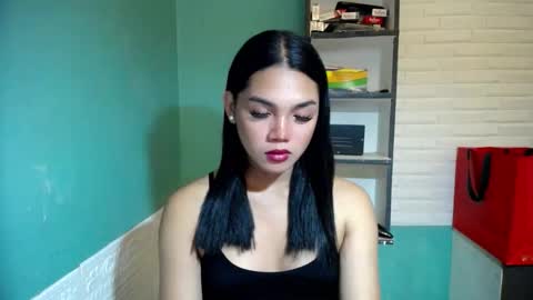 Snapshot of miss_precious_xx chatting on May 5, 4:04 pm Precious online show from May 5, 4:04 pm