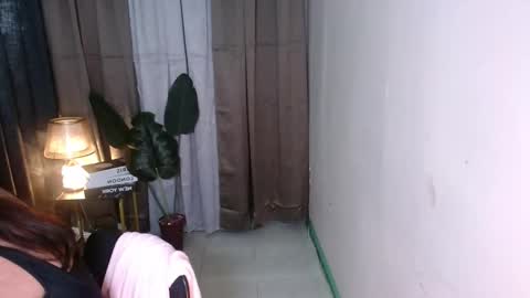 Snapshot of miss_rose07 chatting on October 24, 2:19 am Im your hot Rose online show from October 24, 2:19 am