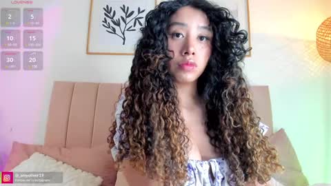 Snapshot of miss_sidney chatting on February 8, 11:55 am Amy Olivera online show from February 8, 11:55 am