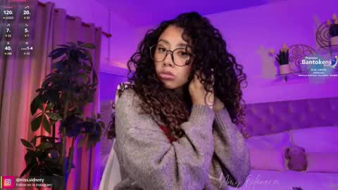 Amy Olivera online show from September 30, 1:27 pm