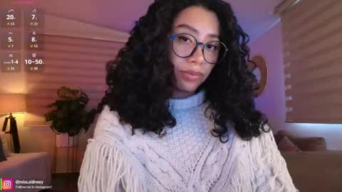 Snapshot of miss_sidney chatting on June 9, 1:01 pm Amy Olivera online show from June 9, 1:01 pm
