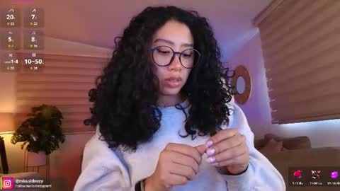 Snapshot of miss_sidney chatting on June 13, 11:52 am Amy Olivera online show from June 13, 11:52 am