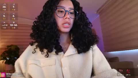 Snapshot of miss_sidney chatting on June 16, 1:03 pm Amy Olivera online show from June 16, 1:03 pm