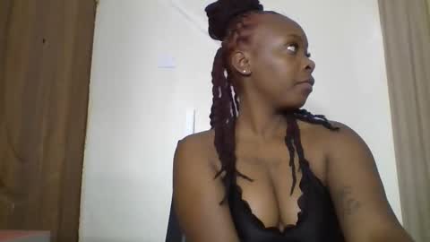 Snapshot of miss_sinphoria chatting on September 29, 7:24 am Miss online show from September 29, 7:24 am