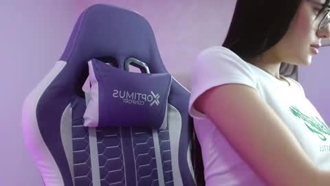 Snapshot of miss_sofiii chatting on March 31, 11:10 am miss_sofiii online show from March 31, 11:10 am