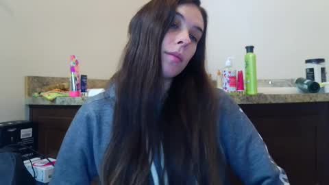 Bella online show from September 9, 1:21 pm