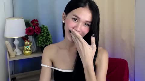 Snapshot of miss_sunshinex chatting on January 16, 1:06 am Shine online show from January 16, 1:06 am