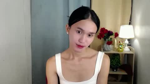 Snapshot of miss_sunshinex chatting on February 13, 10:02 am Shine online show from February 13, 10:02 am