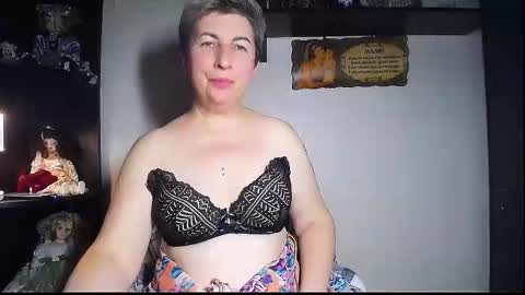 miss_tasha_kom online show from November 21, 5:33 pm