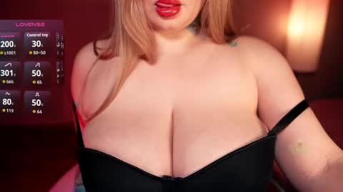 Inna online show from May 6, 5:51 pm