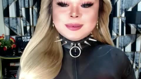 Tyra Davenport online show from November 2, 4:53 pm