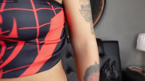 Vaiolette online show from May 8, 11:04 am