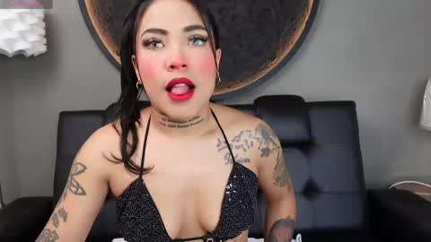 Vaiolette online show from May 15, 11:06 am