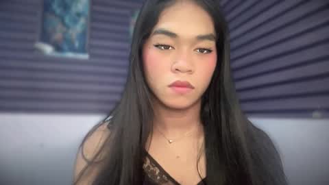 miss_veron_xoxo online show from May 9, 7:08 pm