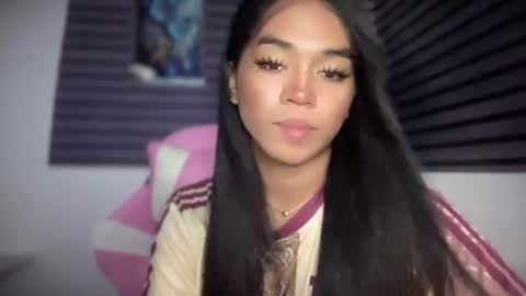 miss_veron_xoxo online show from May 10, 10:20 am