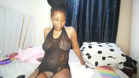 miss_worldfire online show from March 19, 5:44 am