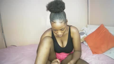 miss_worldfire online show from May 12, 10:56 am