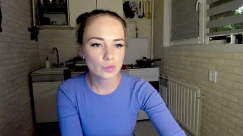 Snapshot of miss_you20 chatting on September 26, 7:07 pm miss_you20 online show from September 26, 7:07 pm