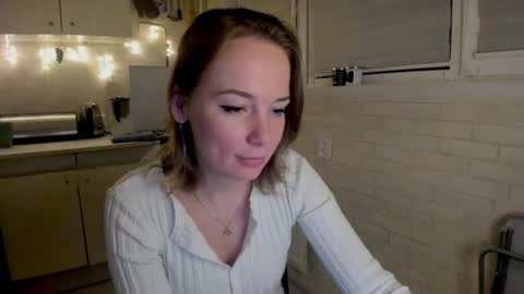 Snapshot of miss_you20 chatting on October 29, 9:27 pm miss_you20 online show from October 29, 9:27 pm