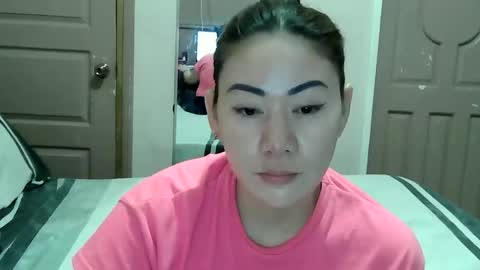 HOT MOMMY ZEPHYR online show from February 15, 3:36 am