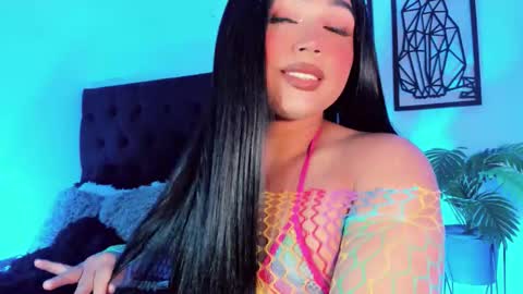 miss_zz online show from January 8, 10:34 pm