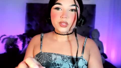 miss_zz online show from May 11, 1:55 am