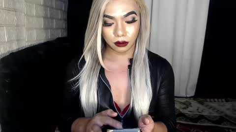 Snapshot of missaira69 chatting on February 24, 3:02 am AIRA online show from February 24, 3:02 am