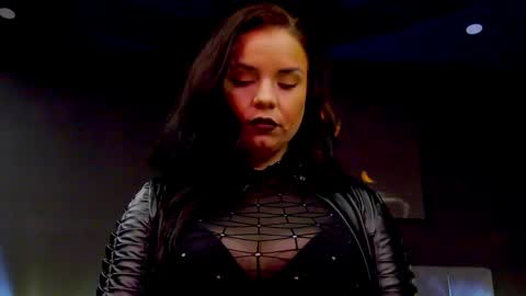 AliceReign online show from April 1, 6:03 am