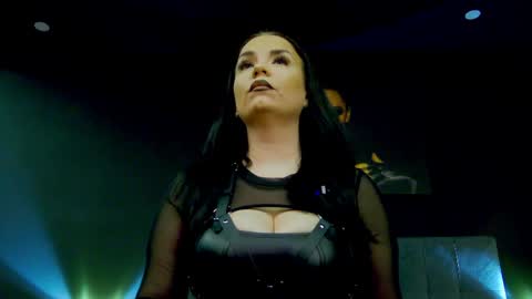 AliceReign online show from April 2, 5:49 am